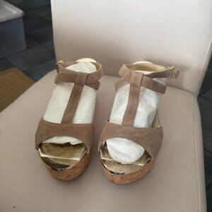 Jimmy Choo -Suede Nude- Size 41, Prudence Sue